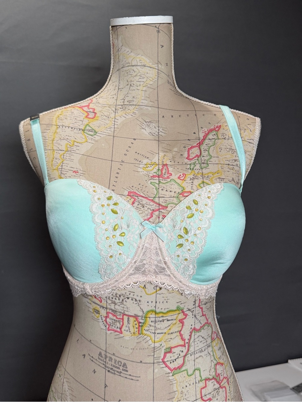 Victoria's Secret Light Aqua Lace-Trim Push-Up Bra